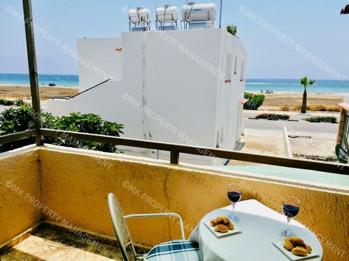 Merika Complex 1 Hou.32 Larnaca Esterno foto